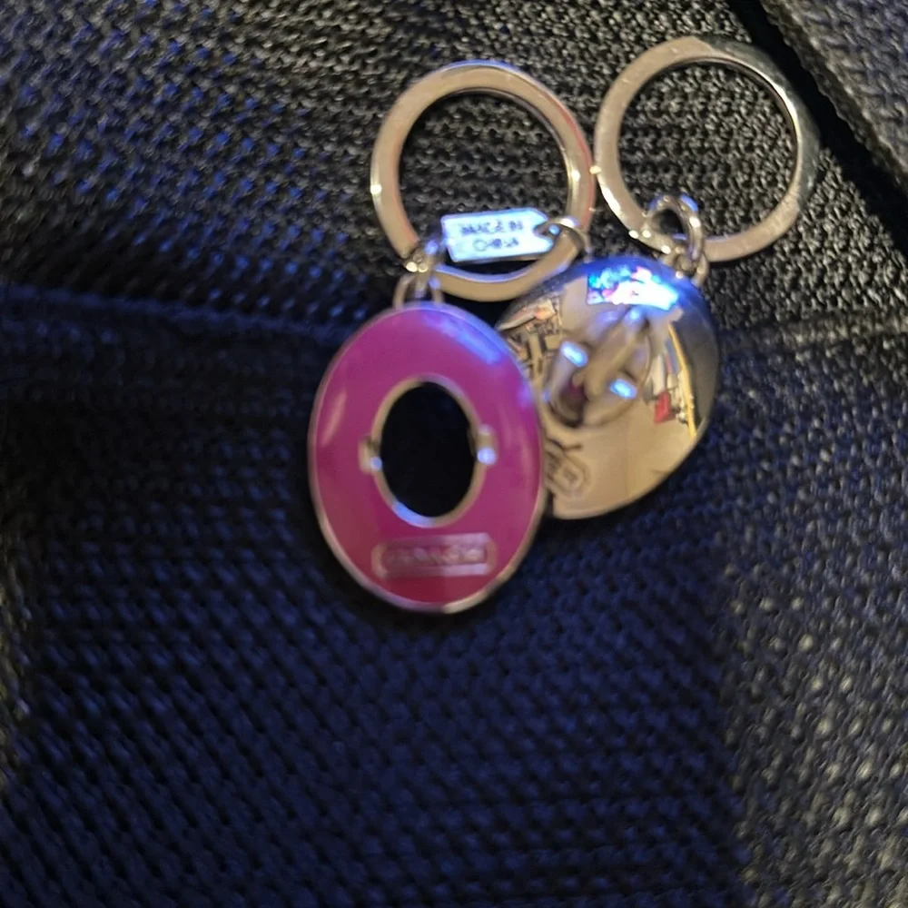 Vintage Coach 2 piece valet keychain - Picture 4 of 4